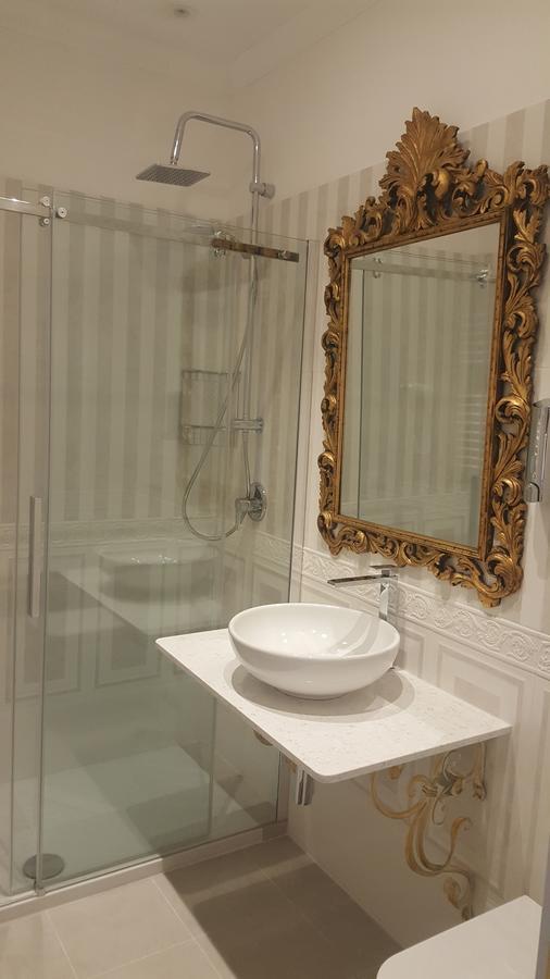 Impero Vaticano Suites Guest House Рим Экстерьер фото
